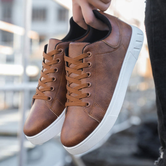 JACOB | SLEEK LEATHER SNEAKERS