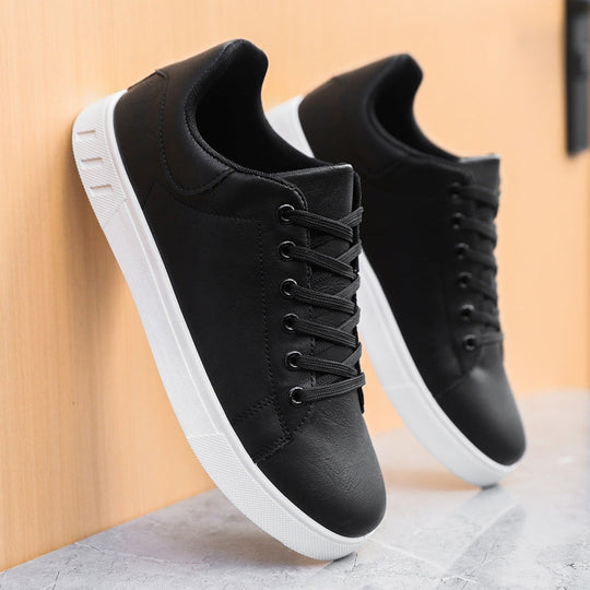 JACOB | SLEEK LEATHER SNEAKERS